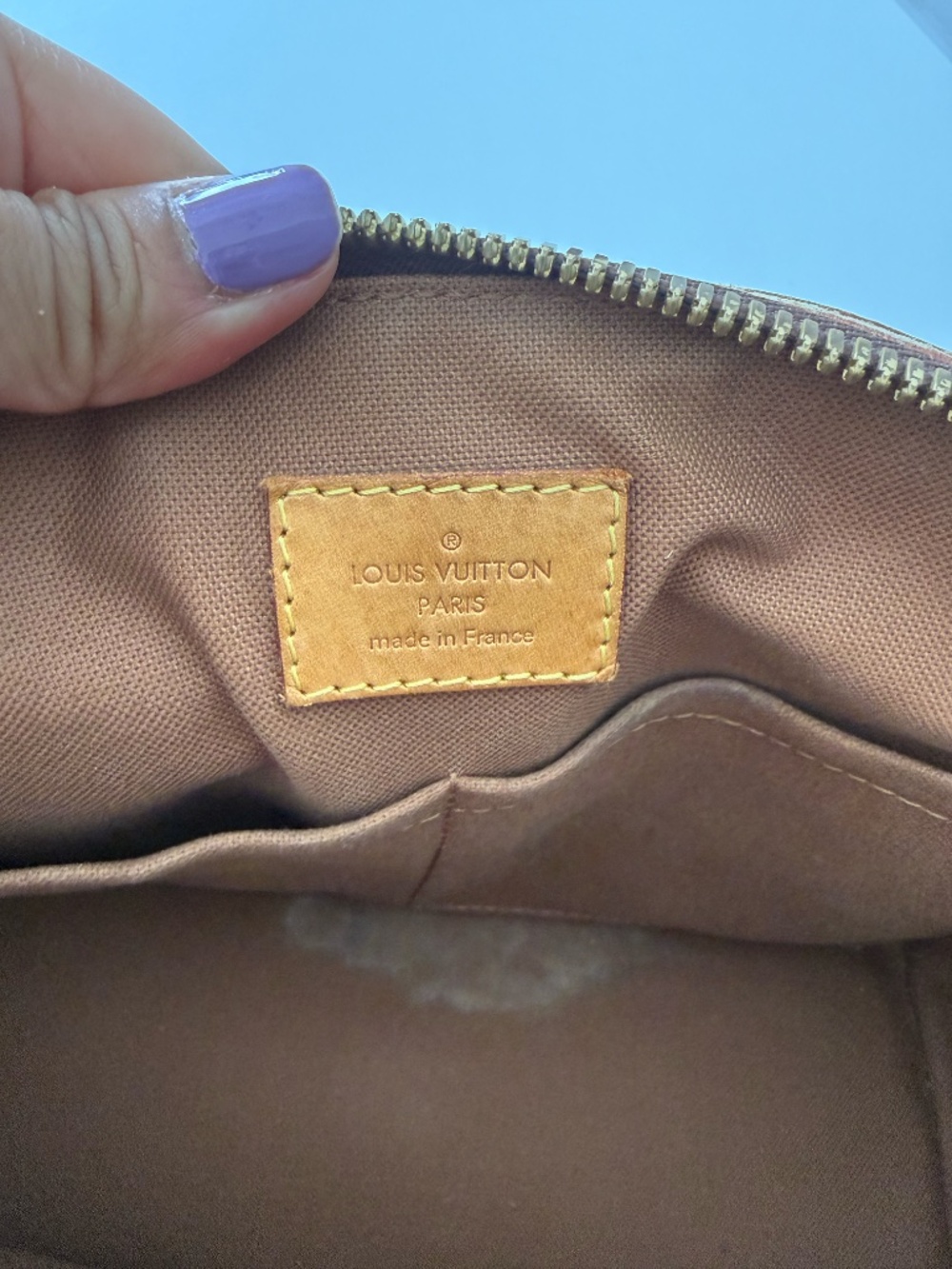 ✨ Louis Vuitton Tivoli PM Monogram Handbag ✨ - Picture 7 of 14